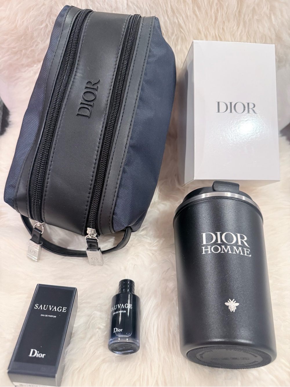 Dior Men’s Dual-Zip Toiletry Pouch and Mug